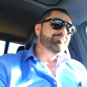 Meet your Posher, Cesar